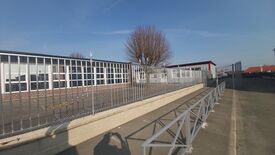 Pose de nouvelles grilles à l'école élémentaire Jean Lebas