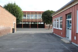 Cour de l'école Jean Lebas