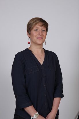 Aurélie OBLED, Conseillère Municipale, Commission Cérémonies, Commémorations, Fêtes et Information, Commission Santé, Solidarité, Lien Social Aurélie OBLED, Conseillère Municipale, Commission Cérémonies, Commémorations, Fêtes et Information, Commission Santé, Solidarité, Lien Social